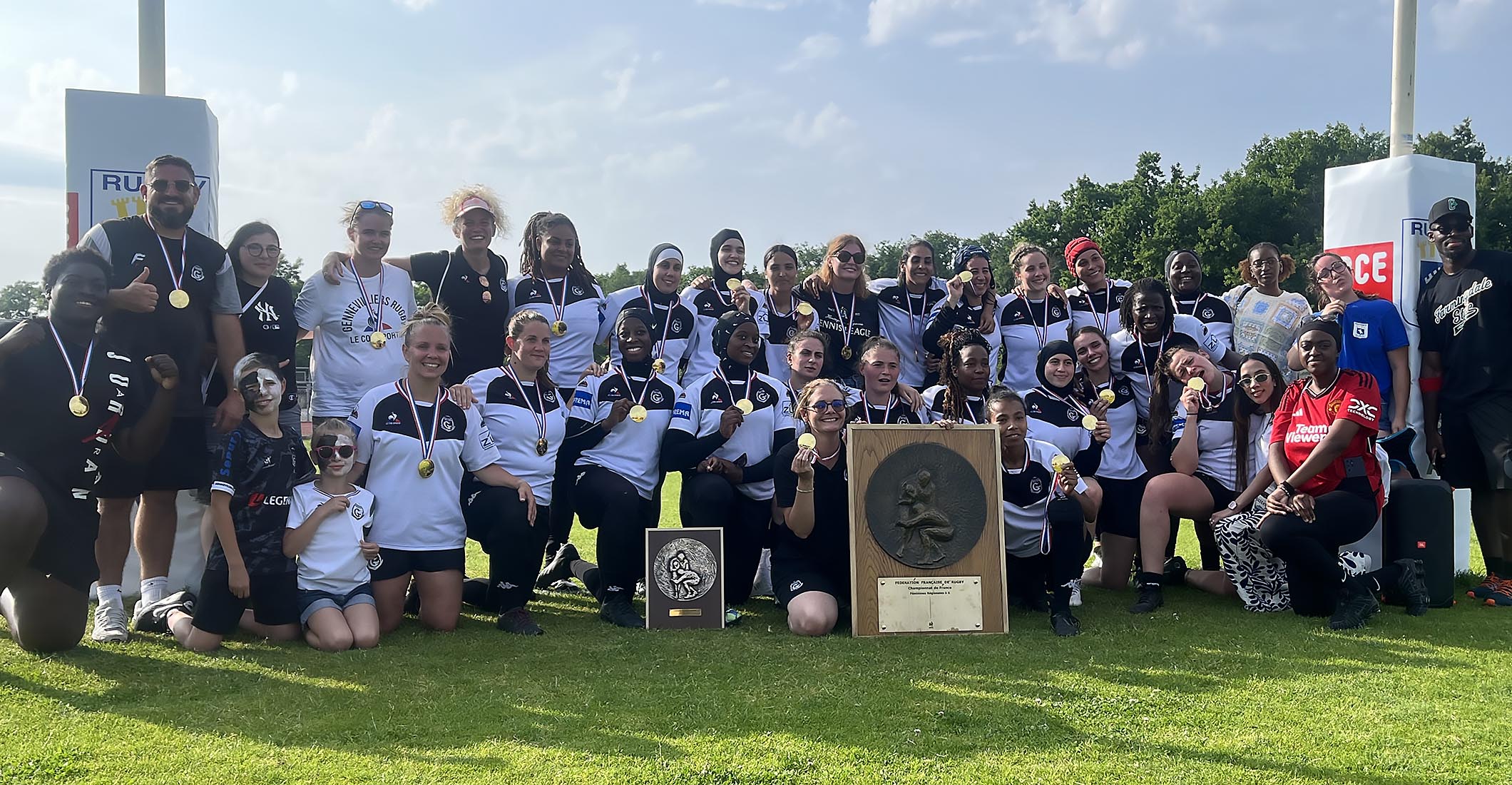 Illustration de la page Championnat de France de rugby féminin à X&nbsp;&nbsp;: Deux plateaux, deux championnes !